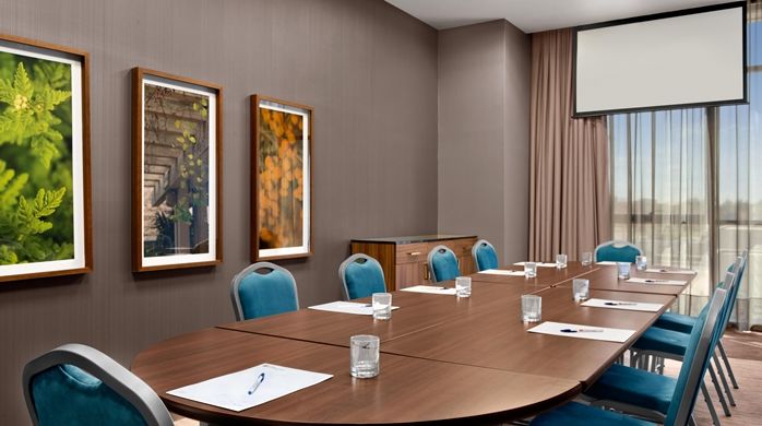 Hilton Garden Houston-baytown Hotel